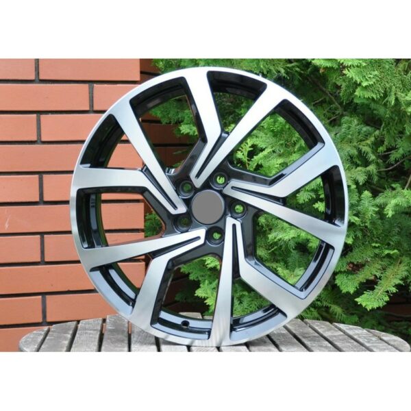 cerchi in lega replica Brescia black diamond da 17″ in 5/112 ET 45 - immagine 5